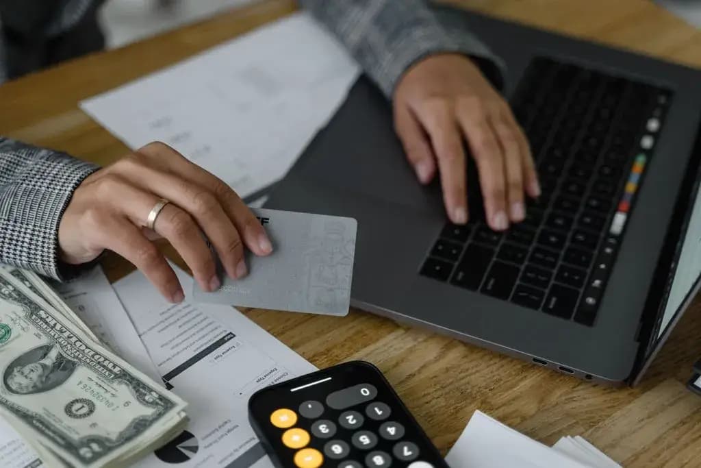 Recognizing Anomalies from Non-Business Transactions
