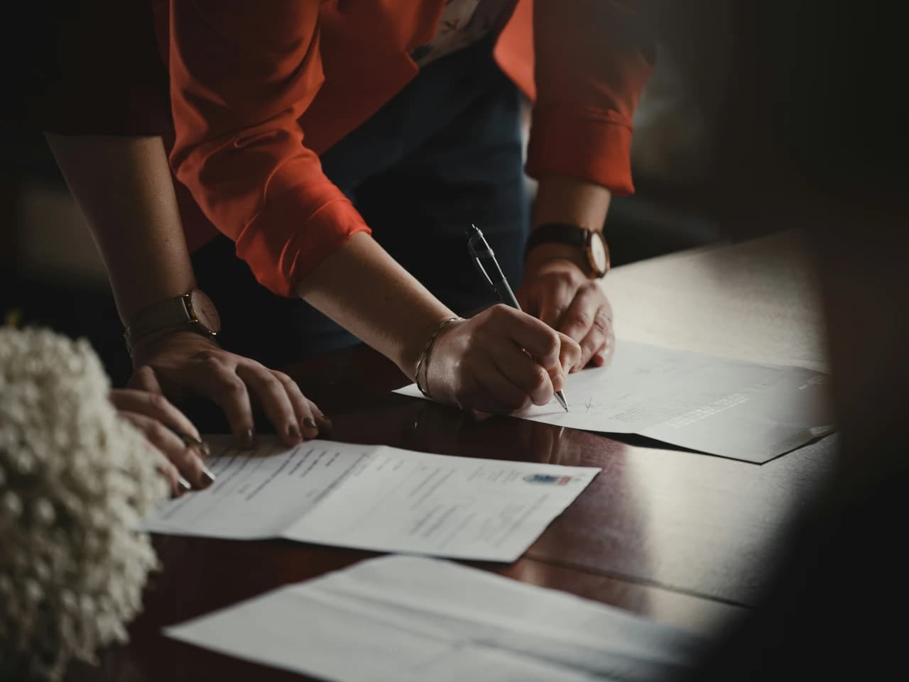 Person signing a document