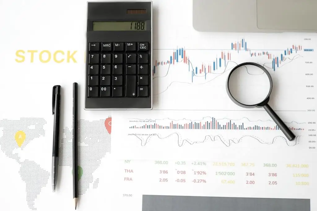 Continuous Financial Analysis with Simplifa.ai